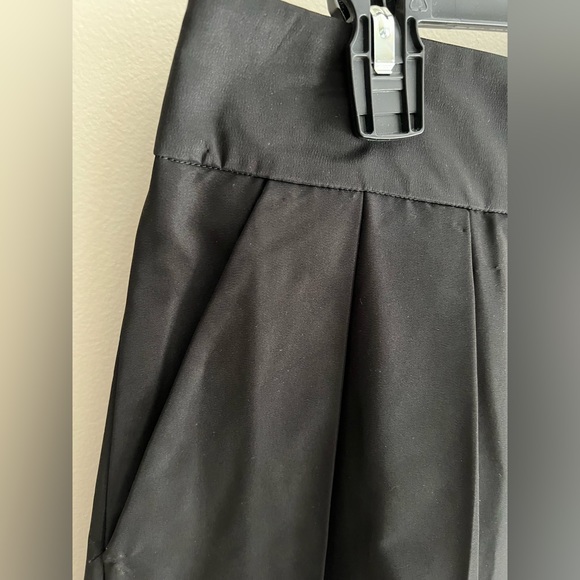 Ann Taylor Black Taffeta Pleated Skirt - Picture 3 of 6